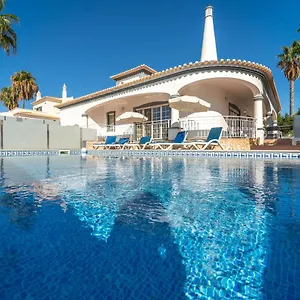 https://villa-thetis.hotelaalgarve.com